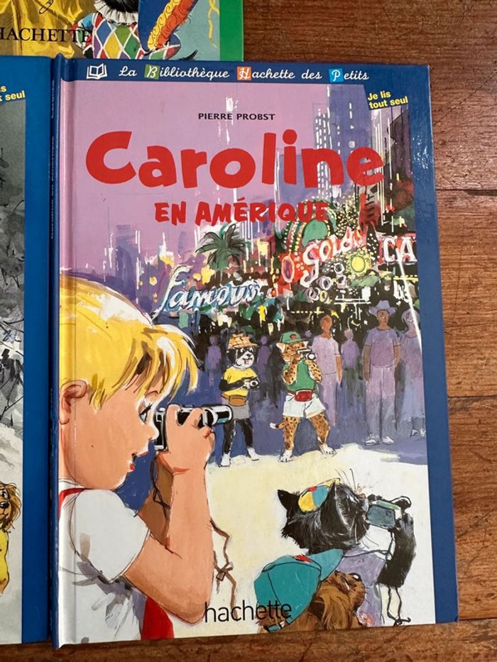 Lot A : Livres Caroline en Amérique + Le Noël + Invite ses amis albums Hachette - photo numéro 3