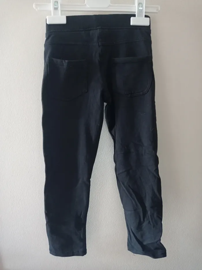 Pantalon petite fille de couleur noir - photo numéro 2