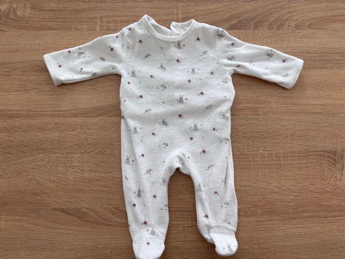 Lot pyjama 1 mois - photo numéro 1