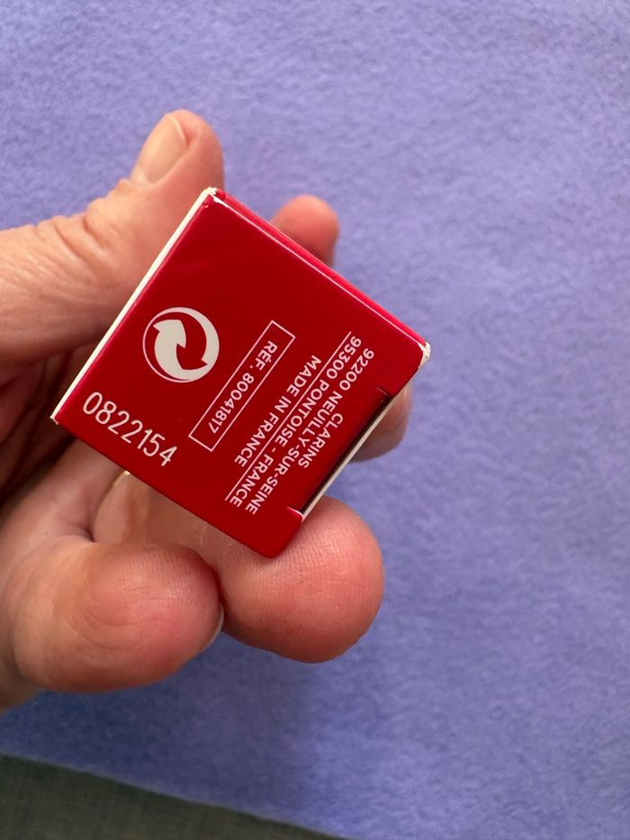 Rouge à lèvres velvet de chez Clarins - photo numéro 3
