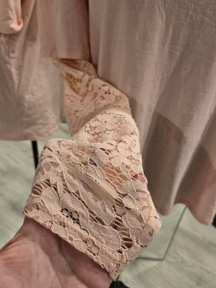 T-shirt rose pâle à manches dentelle TU 42/44 max - photo numéro 4