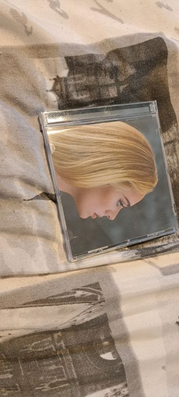 Cd adele