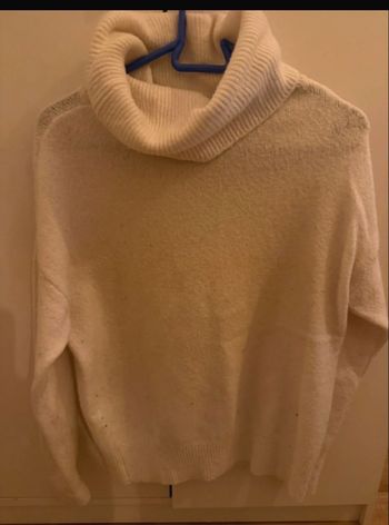 Pull blanc cache-cache 