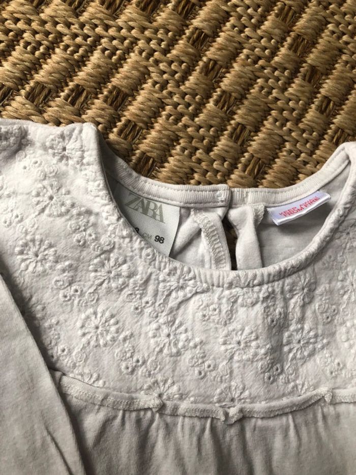 Deux t-shirt - taille 3 ans - photo numéro 4