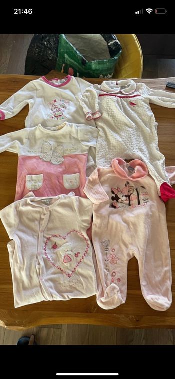 Lot pyjamas 6 mois