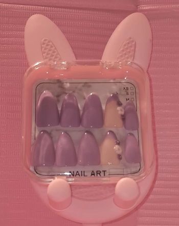 Faux ongle press on nail réutilisable 