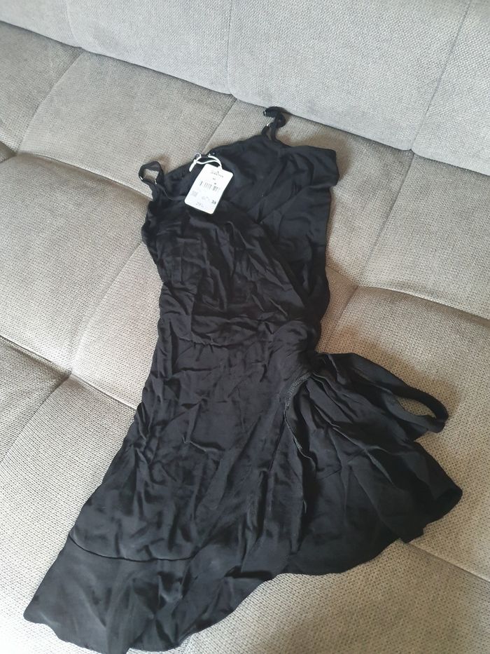 Robe noire jennyfer