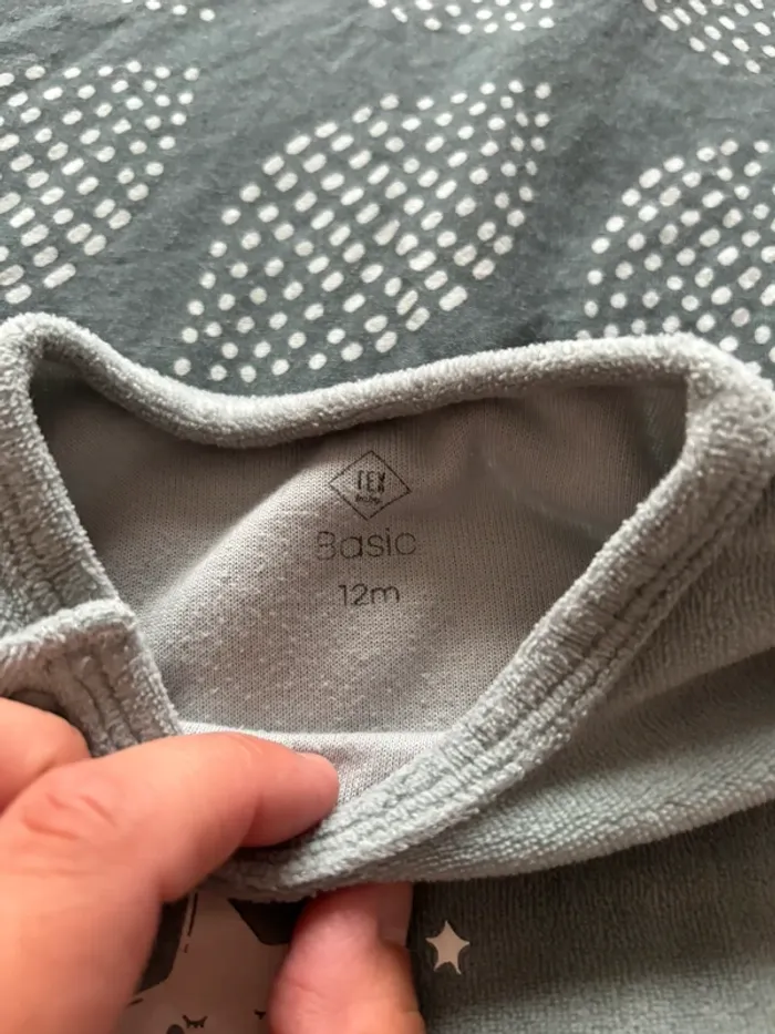 Lot pyjamas chaud 12 mois - photo numéro 9