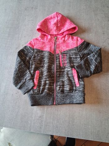 Gilet zippé a capuche 6 ans yvon fashion