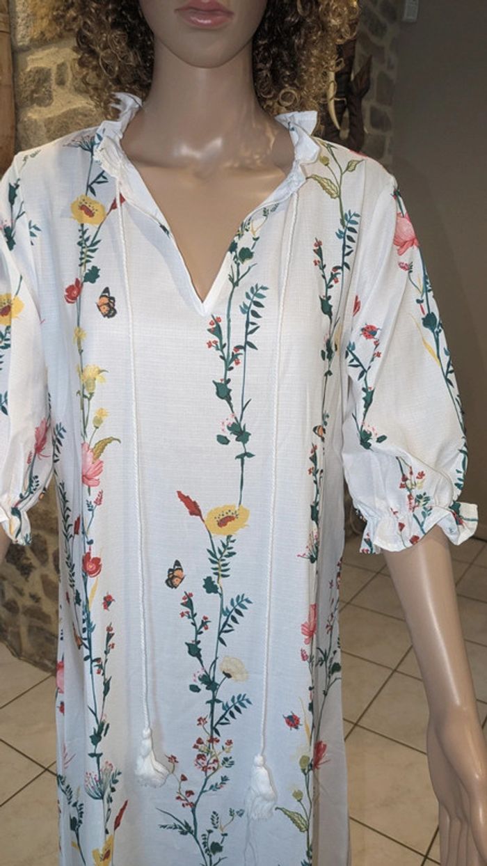 Robe longue champêtre taille L a pampilles jamais porté - photo numéro 4