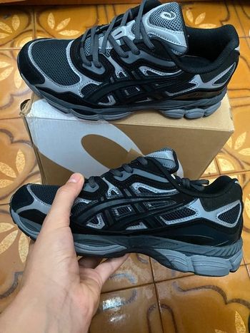 Asics GEL NYC Taille 40.5