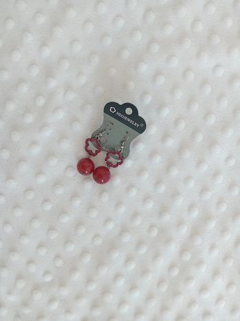 Paire de boucles d'oreilles 🌼🤍