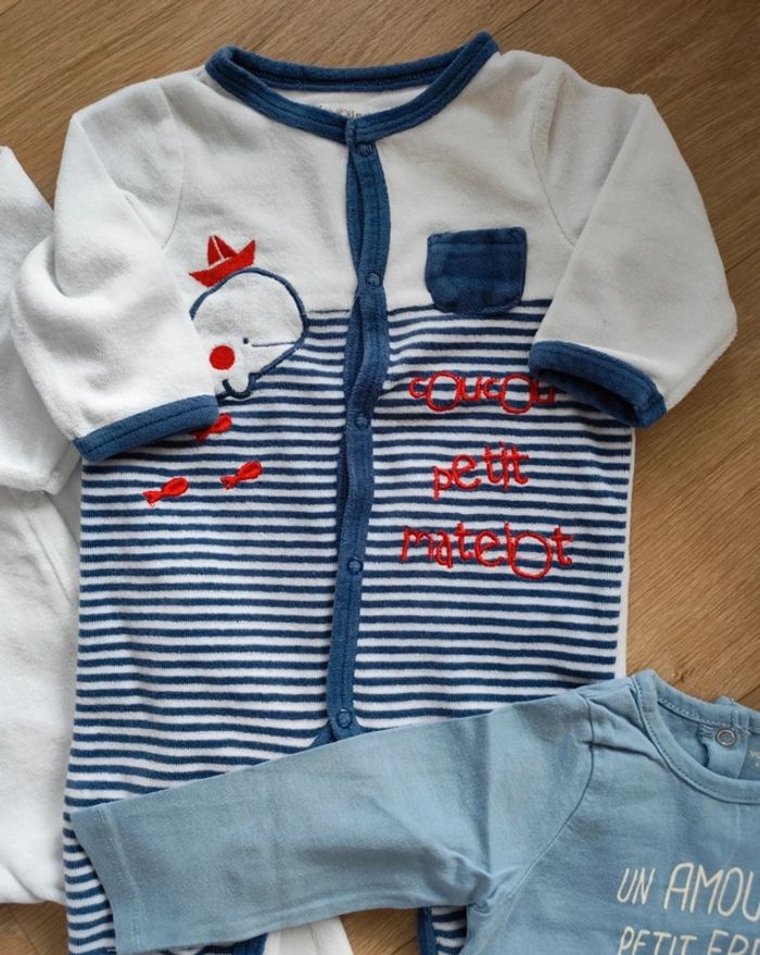 Lot vêtements 6 mois - photo numéro 5
