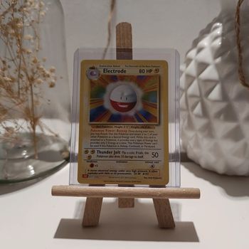 Pokémon carte Électrode holographique