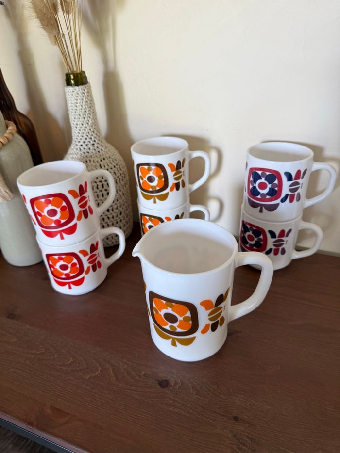 Lot mugs et broc Arcopal - Mobil - photo numéro 2