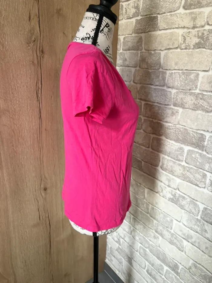 T-shirt fushia taille M - photo numéro 2