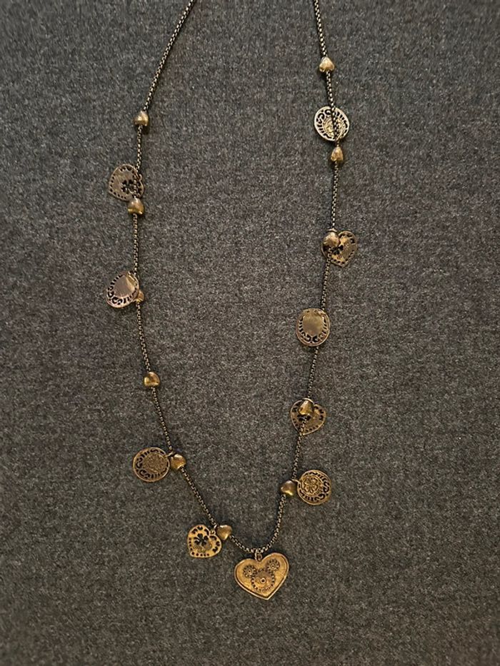Collier sautoir médailles et cœurs - photo numéro 3