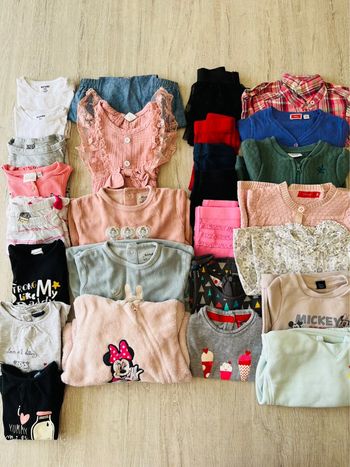 Lot de vêtements bébé fille multiple marque