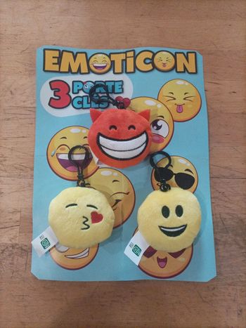 Lot de 3 portes clé émoticone