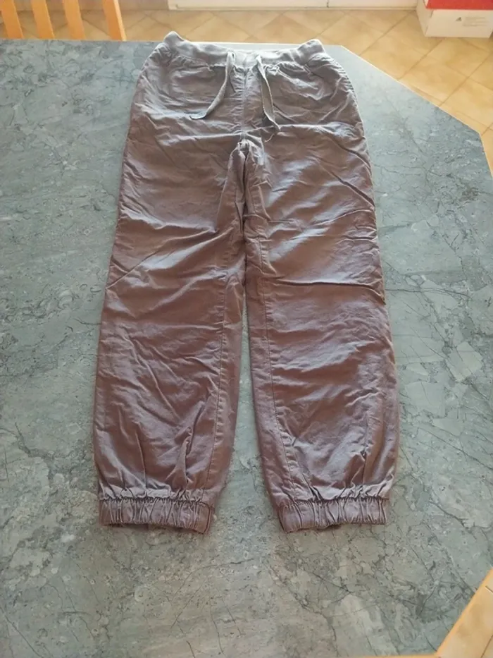 Pantalon T.8 ans