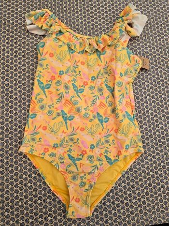 Neuf (non porté)🏷 ⚘️🤩😍maillot de bain 10 ans fille ⚘️🤩😍