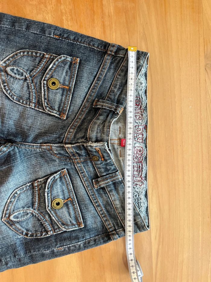 Lot de vêtements jean lee Cooper et jupe - photo numéro 3