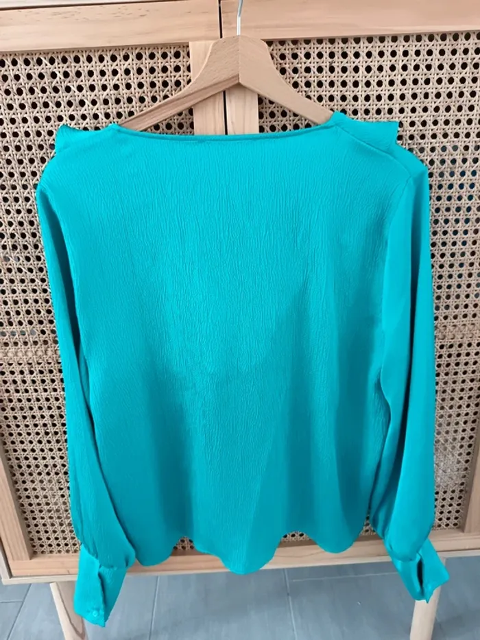 Blouse zara avec volants - photo numéro 3
