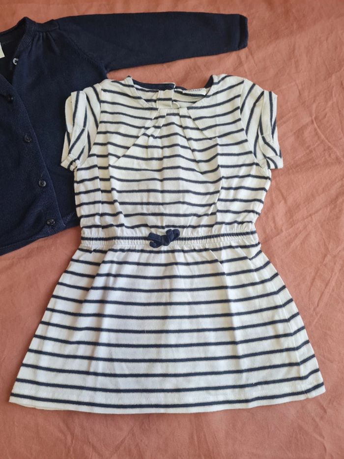 Ensemble 12 mois - photo numéro 2