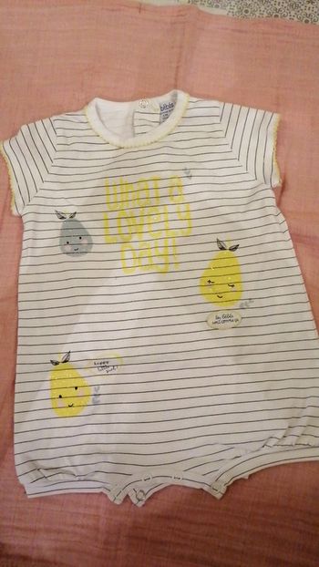 Combinaison avec écriture pailletées