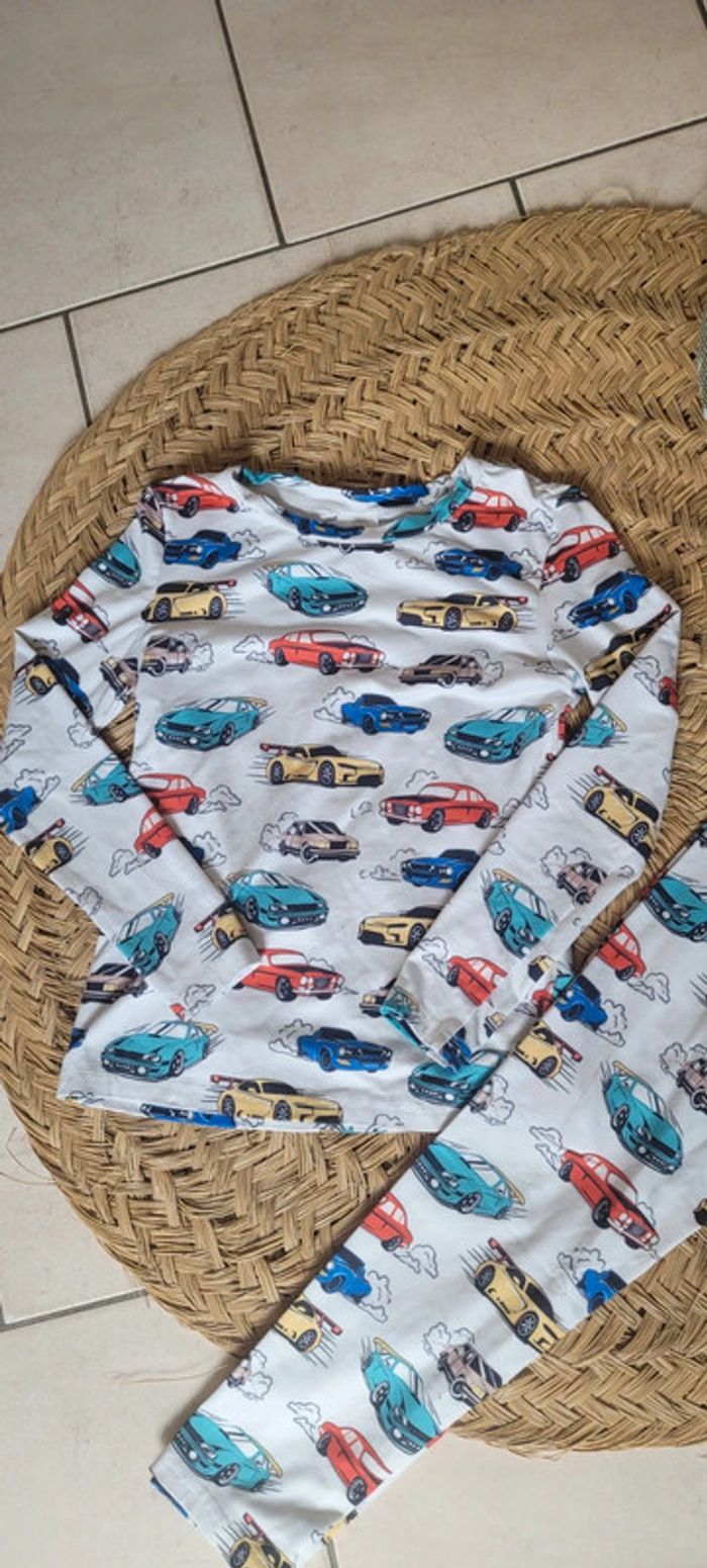 Joli pyjama garçon voiture Taille 7 ans - photo numéro 3