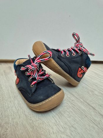 Chaussure ideal premier pas en cuir tres souple