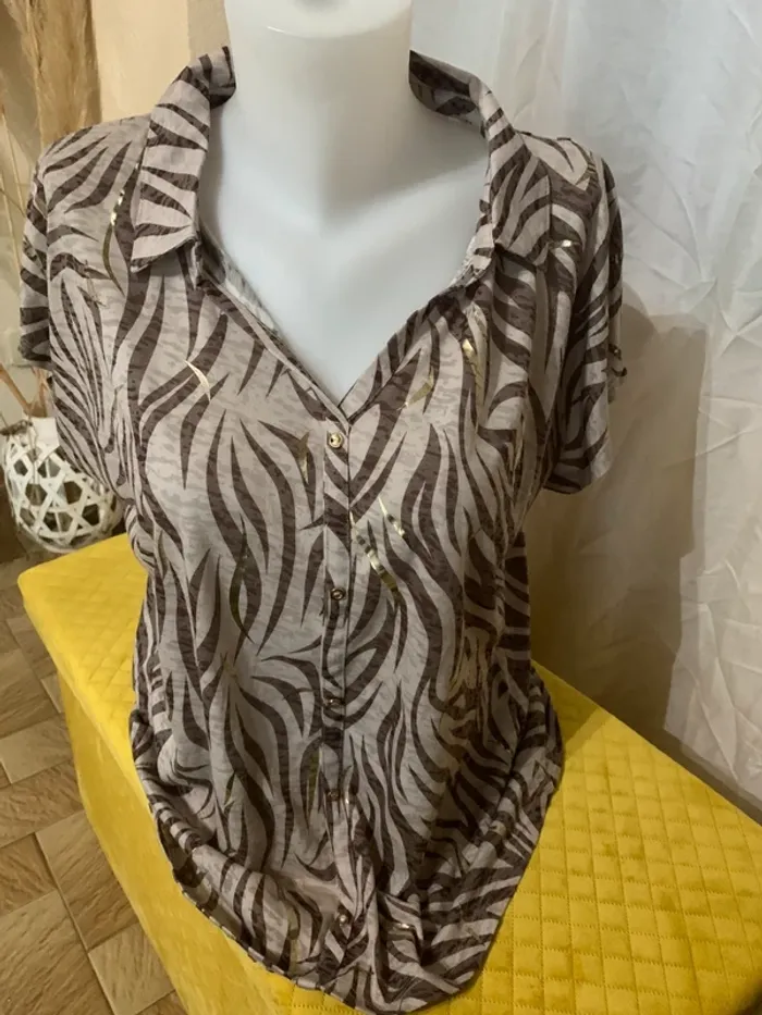 Blouse Armand Thierry manches courtes taille 44