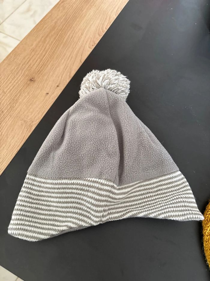 Bonnet - photo numéro 2