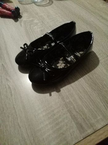 Ballerines noires vernies