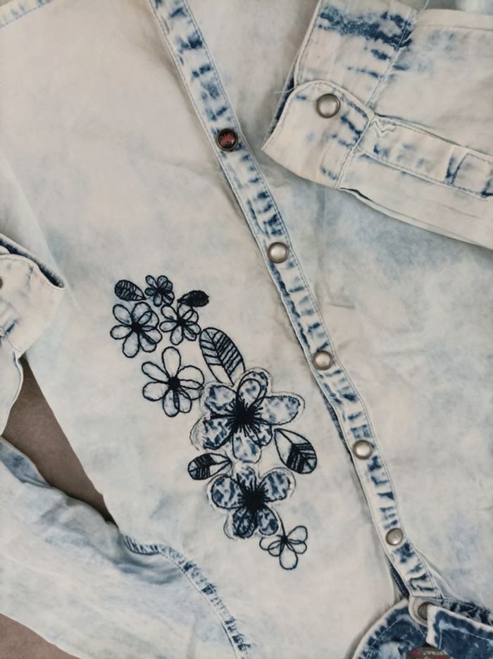 Chemise neuve 6 ans - photo numéro 4