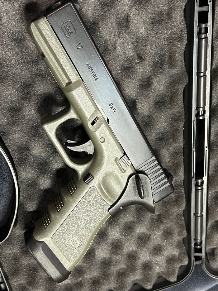 Glock 17