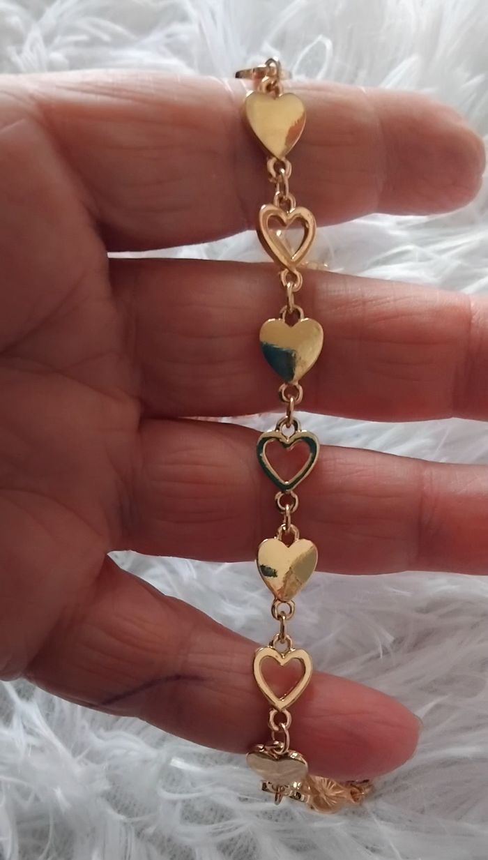 Collier ou ras du cou - formes coeurs - plaque or - photo numéro 2