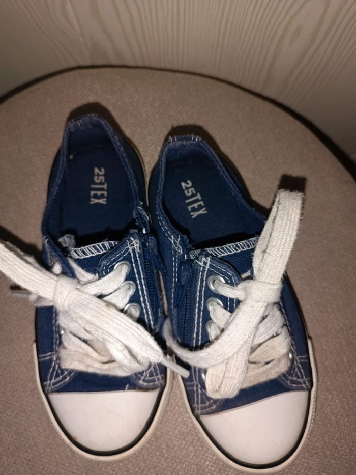 Basket en toile bleu marine - photo numéro 6