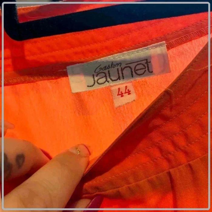 Haut  taille  44 marque Gaston jaunet - photo numéro 6