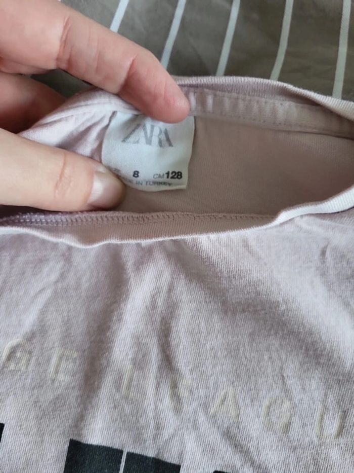 Lot 2 tee shirts manches longues 8 ans - photo numéro 3