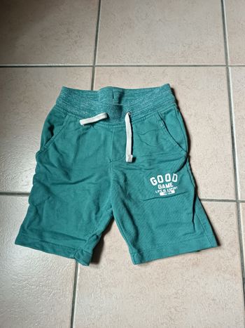 Short molleton vert Okaïdi 5 ans