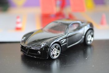 Hot wheels Alfa romeo 8C competizione