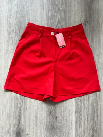 Short Naf Naf rouge taille 34 neuf