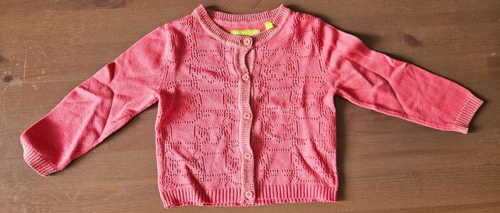 Lot gilets 12 mois - photo numéro 9