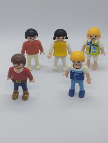 Playmobil lot n°4 de 5 enfants