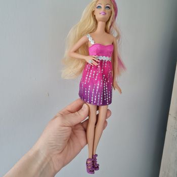 Très belle barbie 
