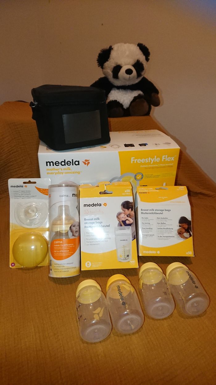 Lot tire lait freestyle flex  et accessoires