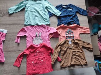 Lot tee shirt fille 12 mois