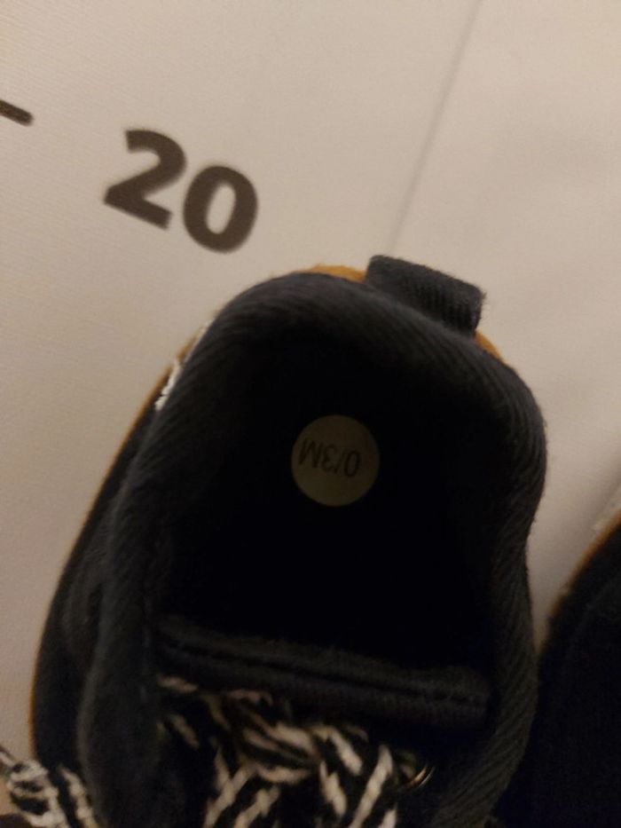 Chaussures bebe - photo numéro 2