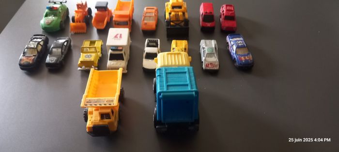 18 petites voitures - photo numéro 4